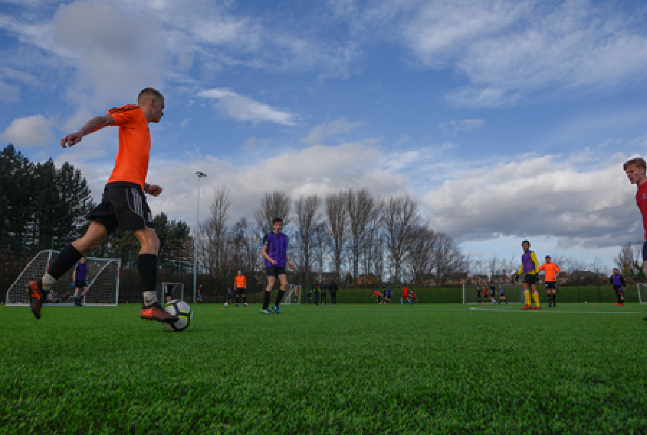 BLOG | BACK ON THE PITCH WITH THE CAMPUS FOOTBALL LEAGUES